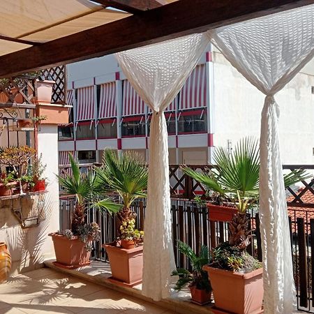 Casa-B&B Bouganville Attico 85 Mq Barletta Exterior photo