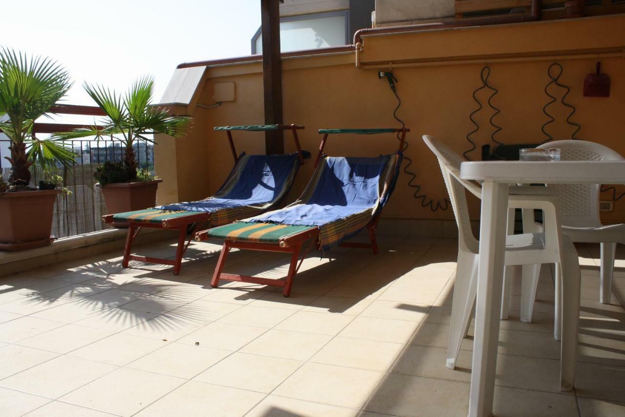 Casa-B&B Bouganville Attico 85 Mq Barletta Exterior photo